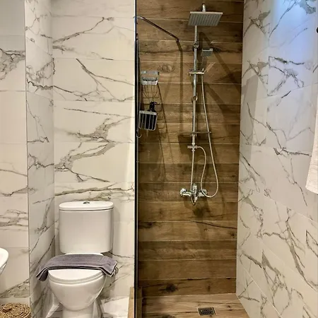 Maya N.moudania דירה ניאה מודאניה