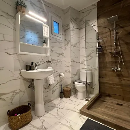 Maya N.moudania * Nea Moudania