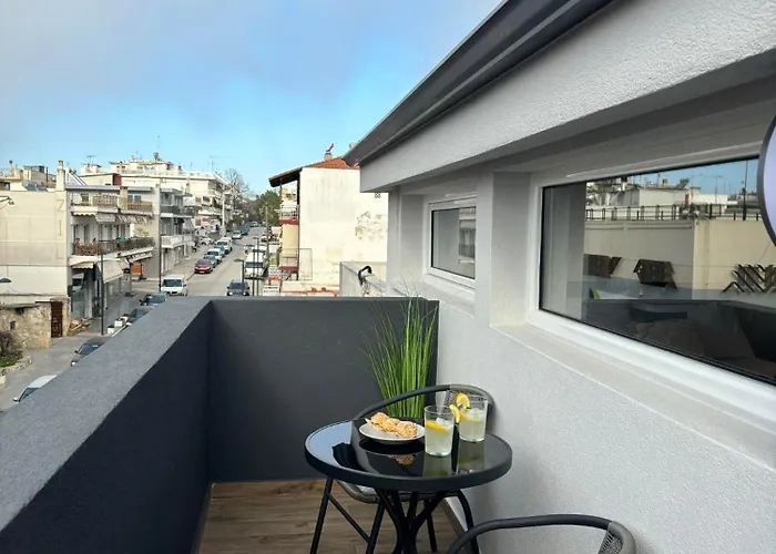 Maya N.moudania 公寓 尼亚·蒙达尼亚