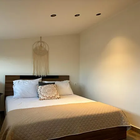 Maya N.moudania Lejlighed *