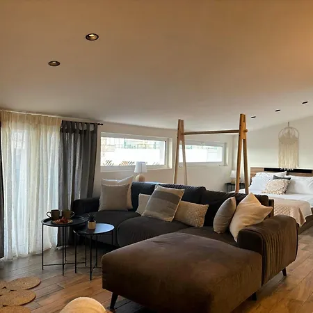 Maya N.moudania * Nea Moudania